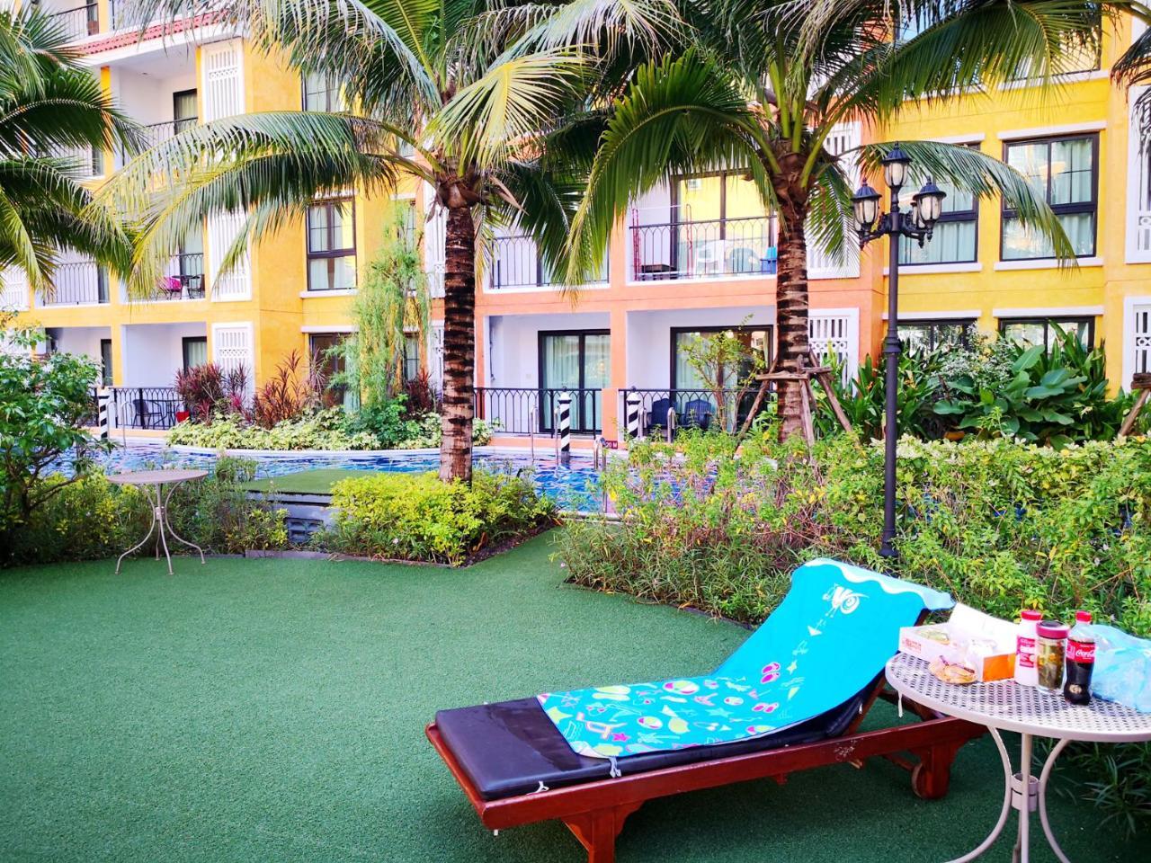 Venetian Poseidon Pool Hotel Jomtien Beach Exterior photo