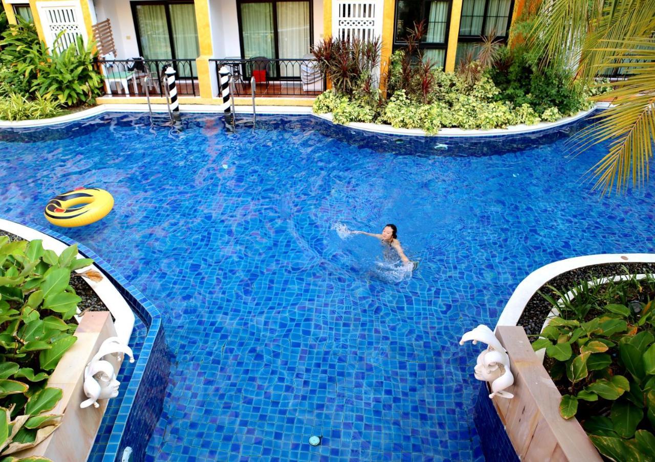 Venetian Poseidon Pool Hotel Jomtien Beach Exterior photo