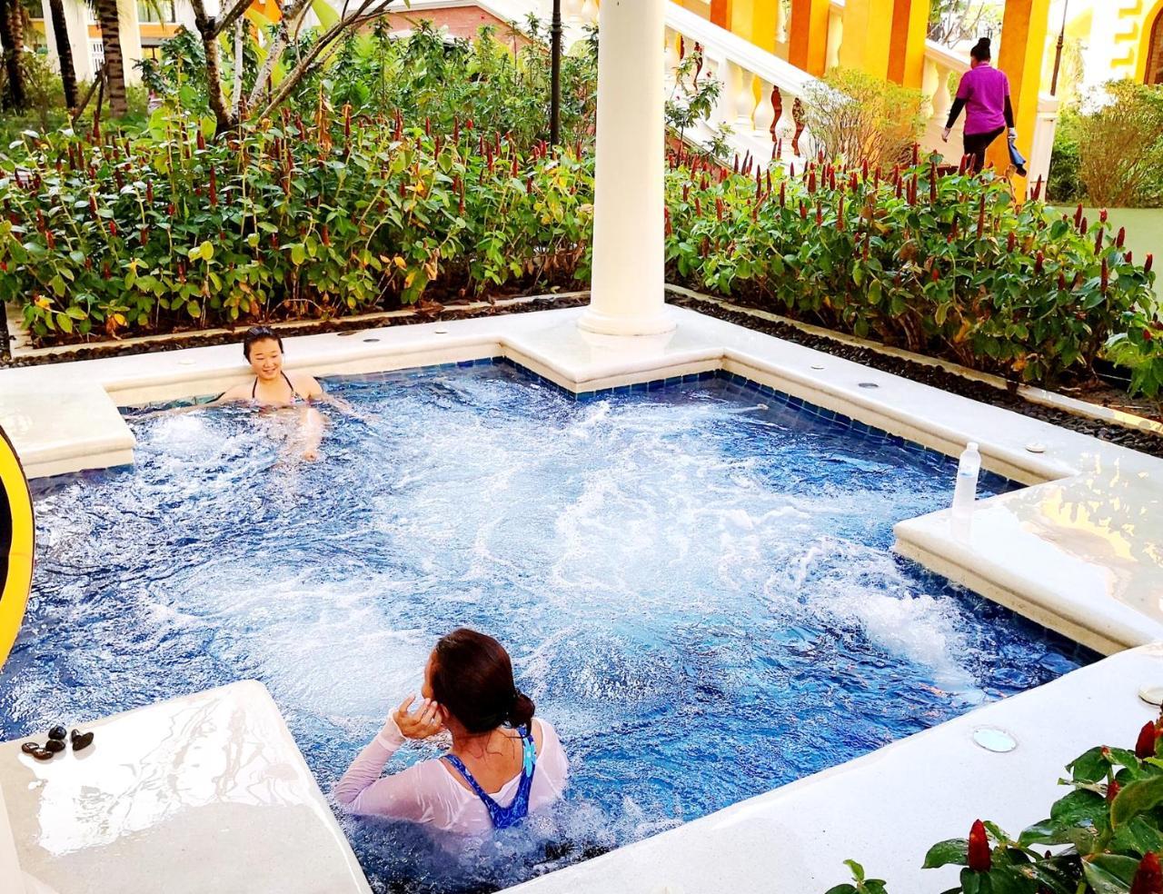 Venetian Poseidon Pool Hotel Jomtien Beach Exterior photo